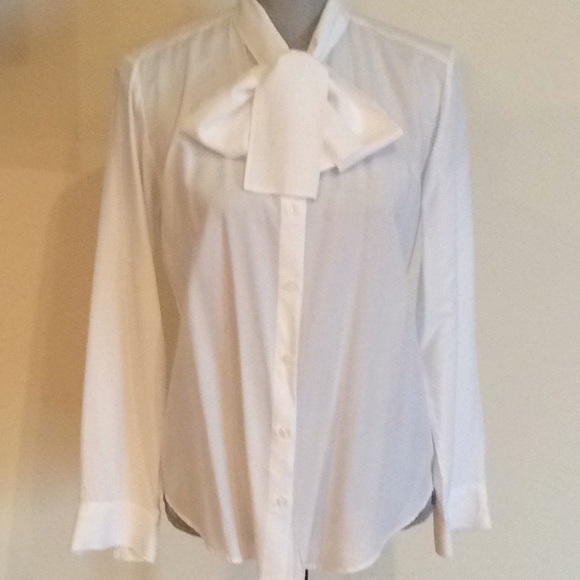 Uniqlo Women Rayon Bow Tie Long Sleeve 